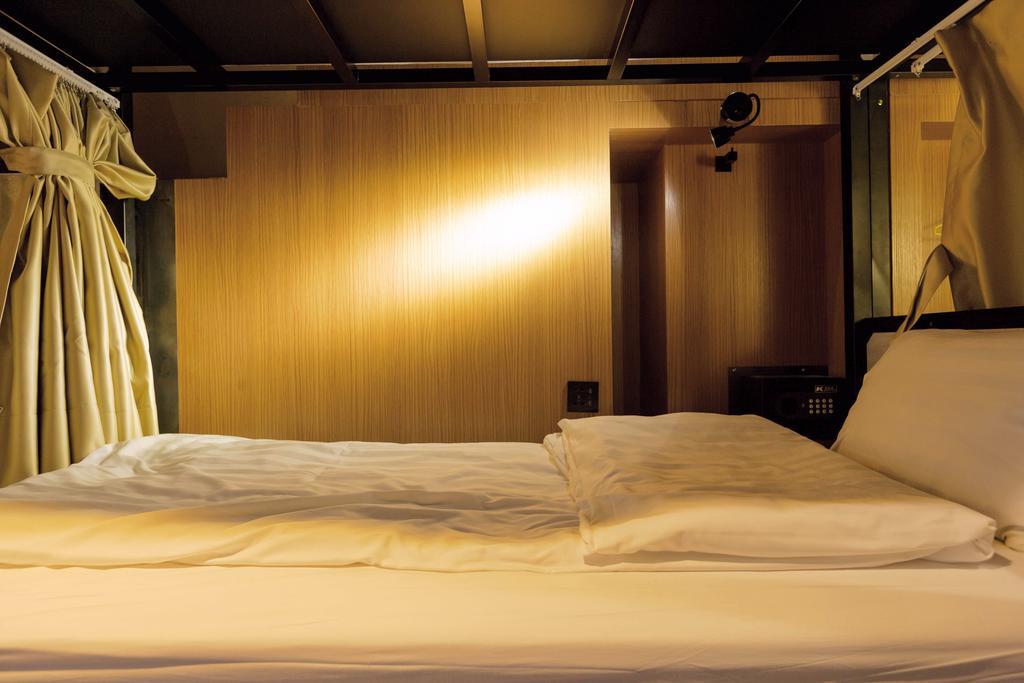 Angels Hostel Taipei Ximen Екстер'єр фото