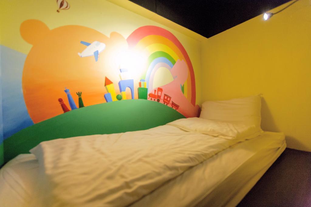 Angels Hostel Taipei Ximen Екстер'єр фото