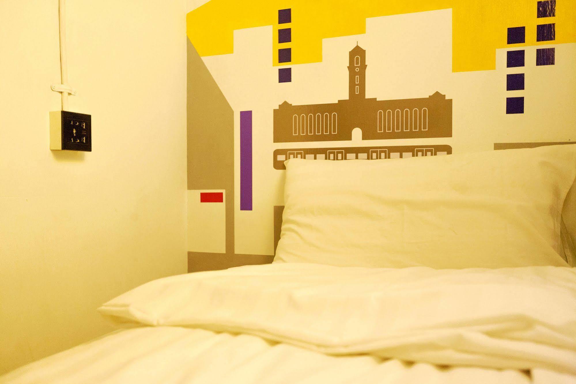 Angels Hostel Taipei Ximen Екстер'єр фото