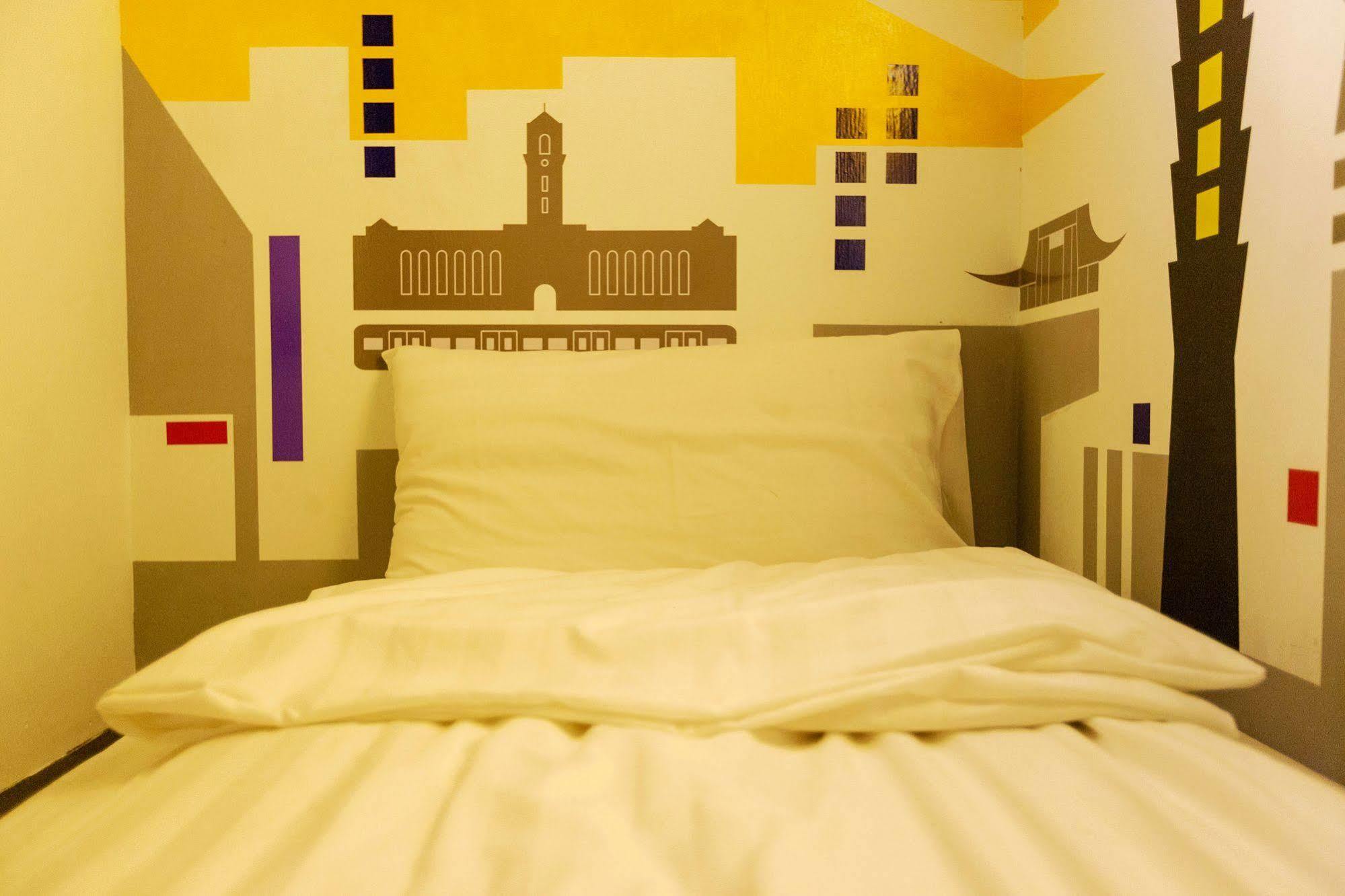 Angels Hostel Taipei Ximen Екстер'єр фото
