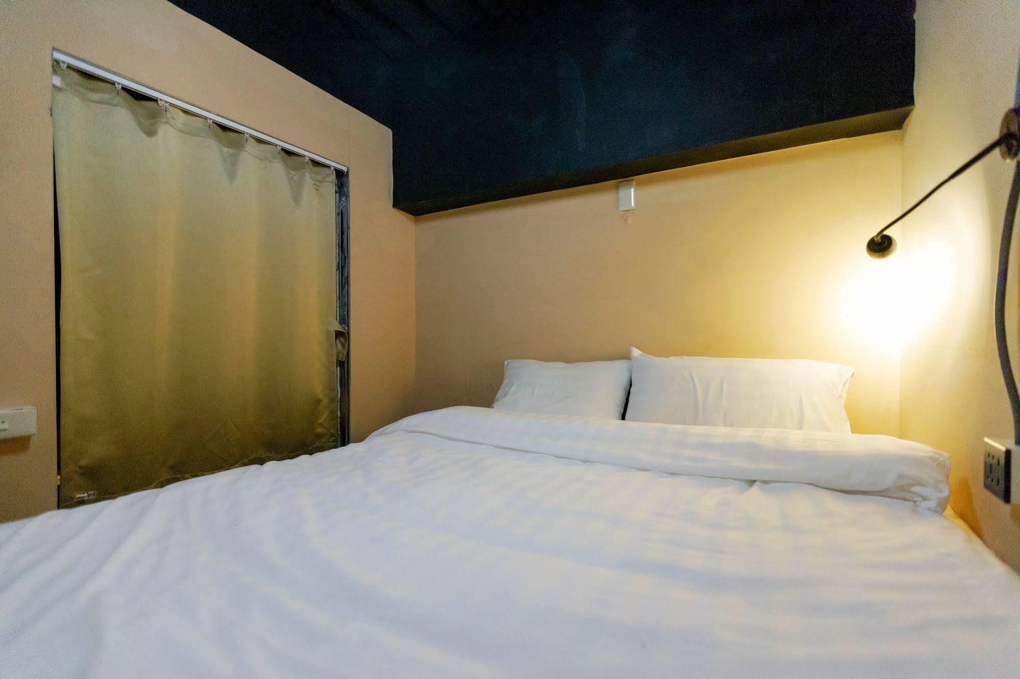Angels Hostel Taipei Ximen Екстер'єр фото