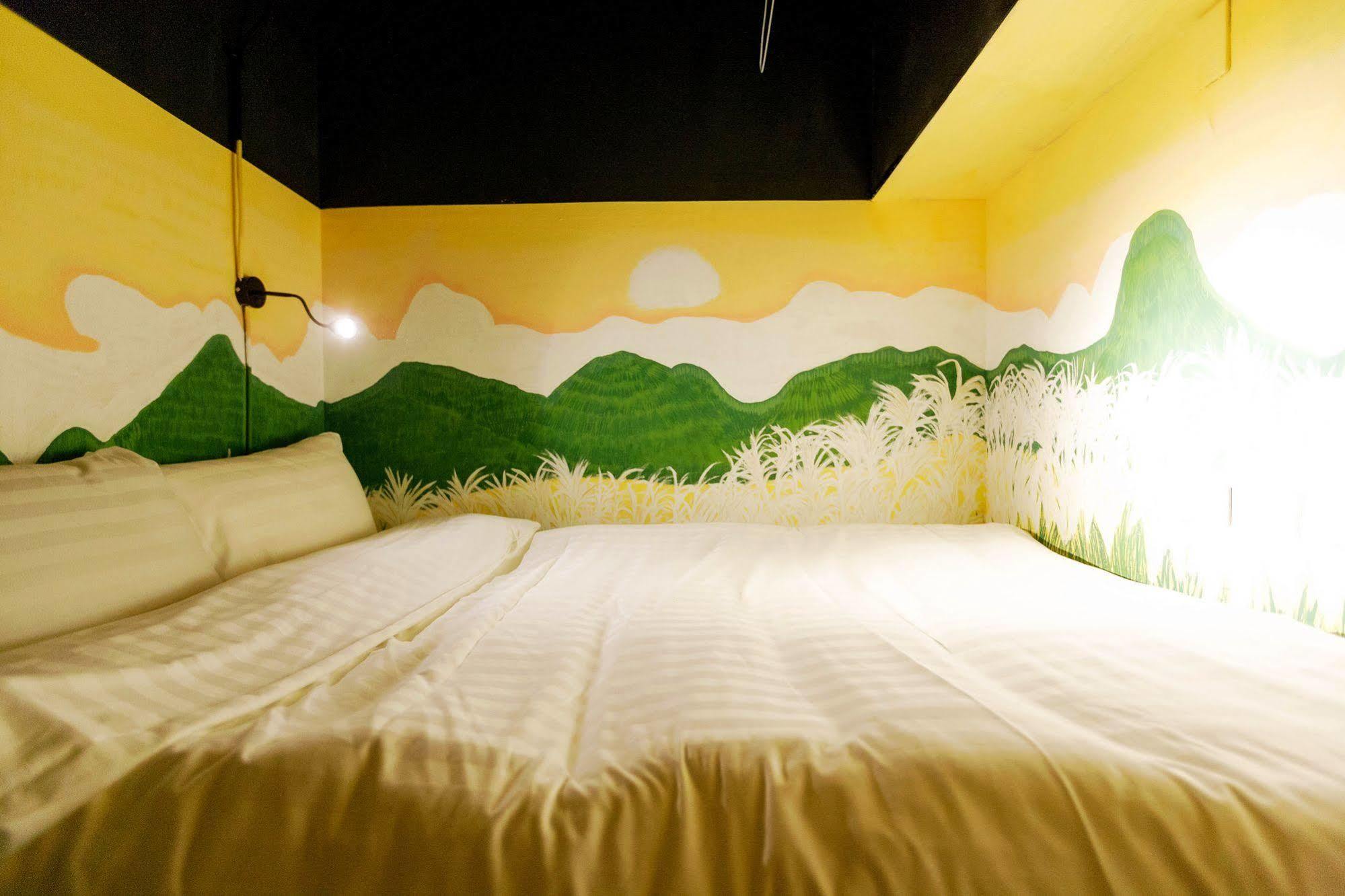 Angels Hostel Taipei Ximen Екстер'єр фото